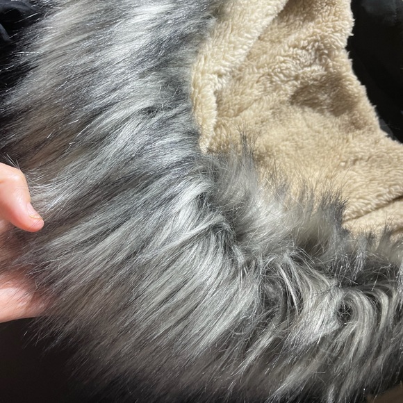 NWT Nautica Women's Faux Big Fur Trim Hooded Parka Winter Jacket Black Size XS - Picture 6 of 9